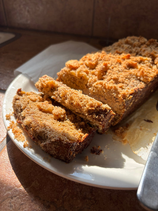 Coconut Flour Banana Bread 🍌
Gluten-Free • Grain-Free • Naturally Sweetened