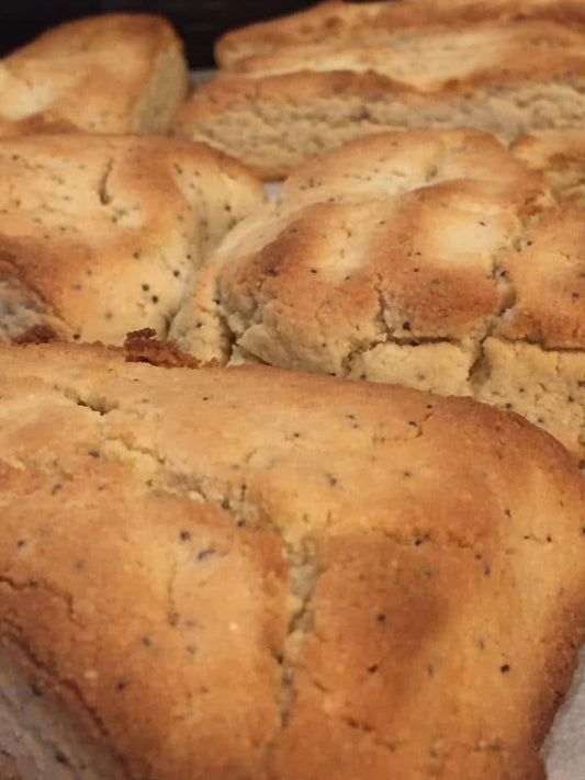 Low Carb Gluten-free Lemon Poppyseed Scones 4pk